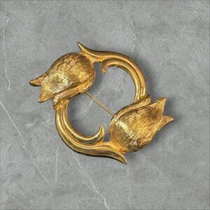 Monet Vintage Gold Brooch Pin Tulip Motif Oval Design Jewelry
